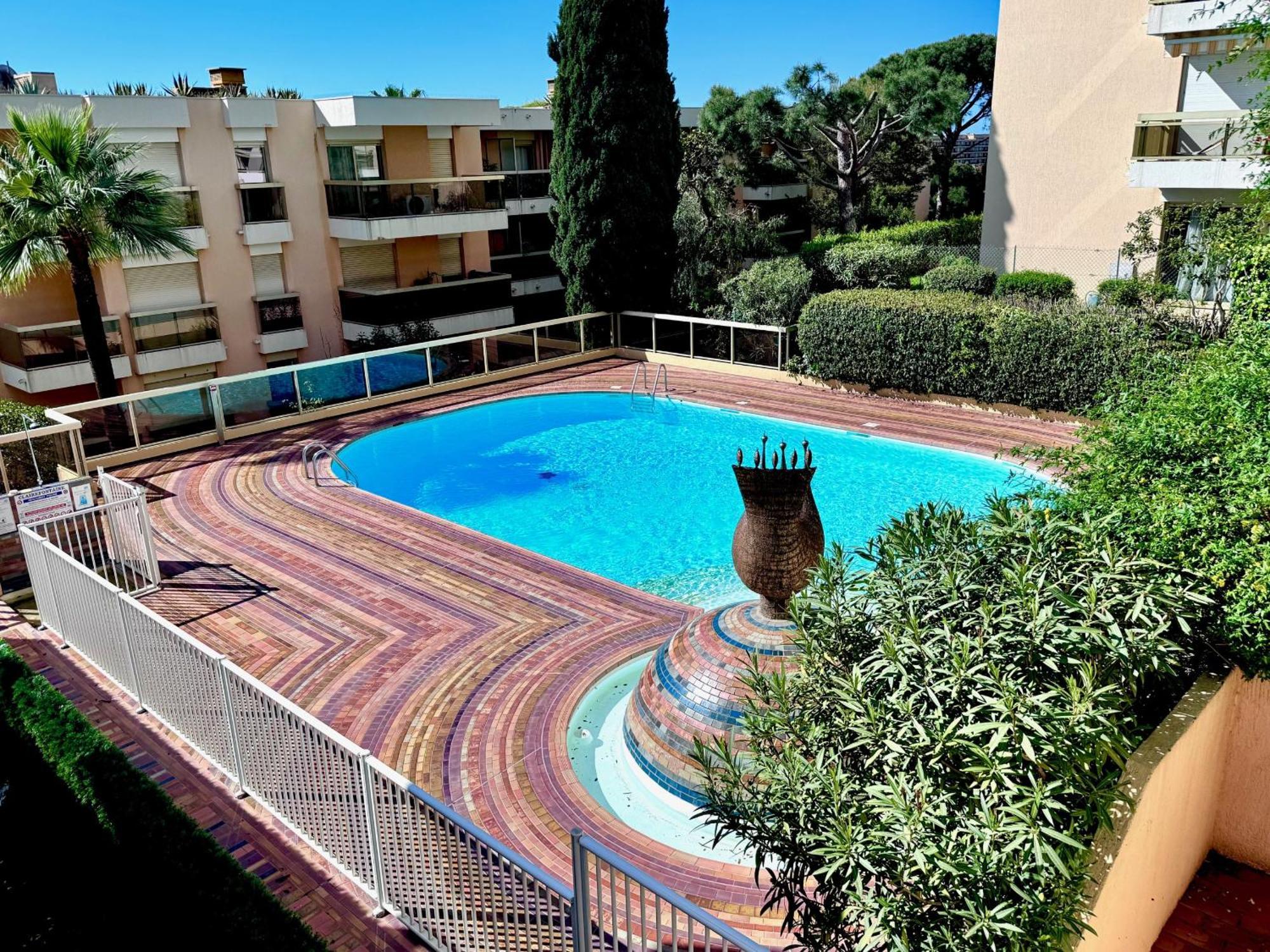 Aparthotel Riviera - La Terrasse De Clairefontaine - Fabron Ница Екстериор снимка